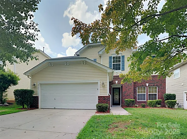 8924 Oransay Way, Charlotte, NC 28278