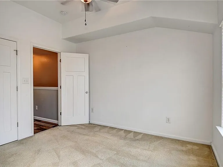 624 Foster Ln — Photo 26
