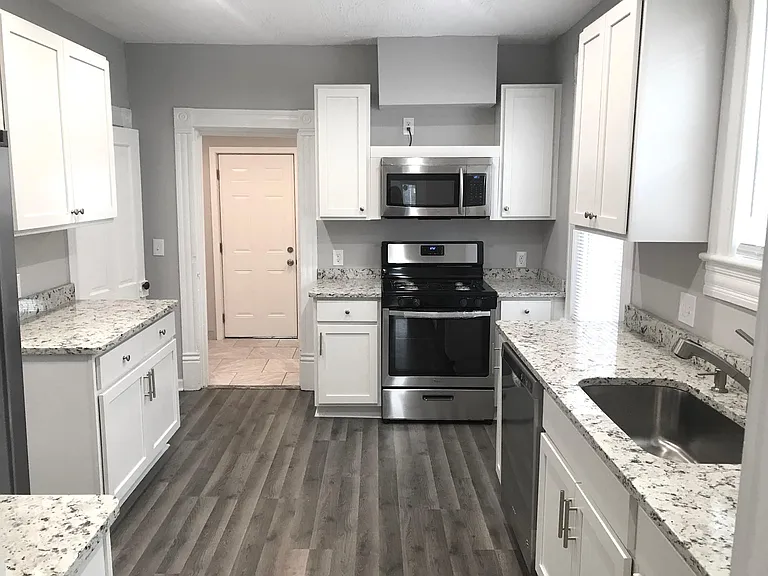 4315 Apple Ave — Photo 14