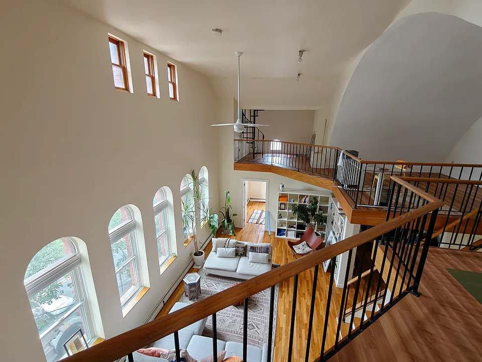 237 Columbia St #3
