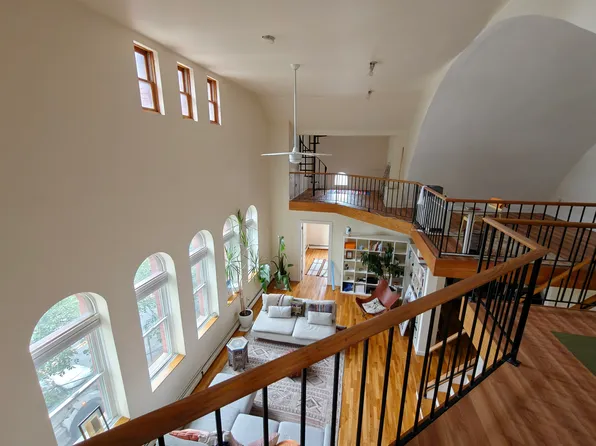 237 Columbia St #3, Cambridge, MA 02139