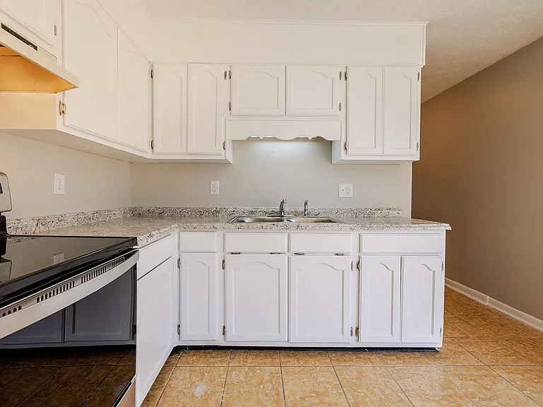 3636 Metric Dr — Photo 10