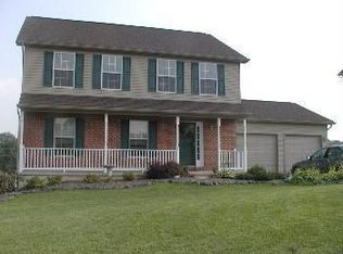 179 Switchpoint Dr, Stewartstown, PA 17363