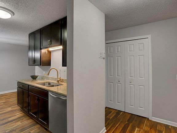 3rd image of 4001 Heritage Hills Dr APT 202