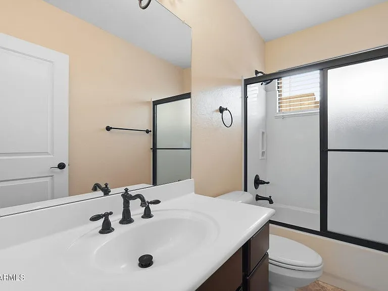 330 S Farmer Ave #126 — Photo 27
