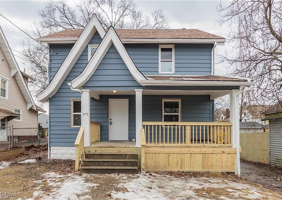 1st image of 575 Fernwood Dr