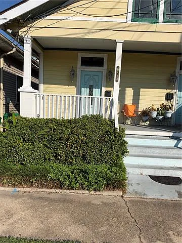 2 bed, 1.5 bath, 1100 sqft, $1,350 — Photo 2