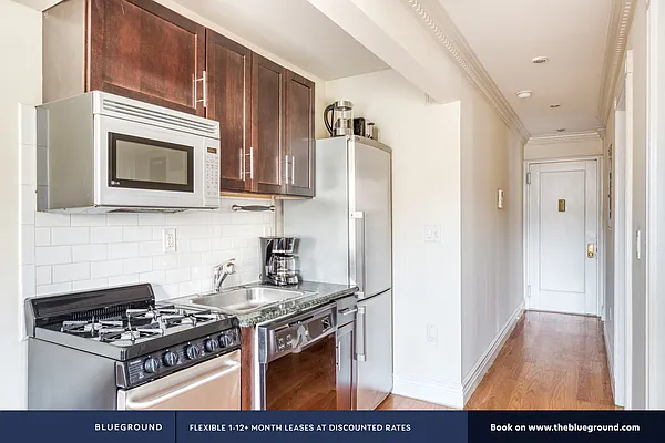 Rented by The Blueground | media 5