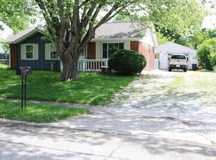 935 Gary Dr, Plainfield, IN