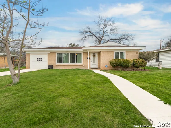 107 EWING PL, San Antonio, TX 78201