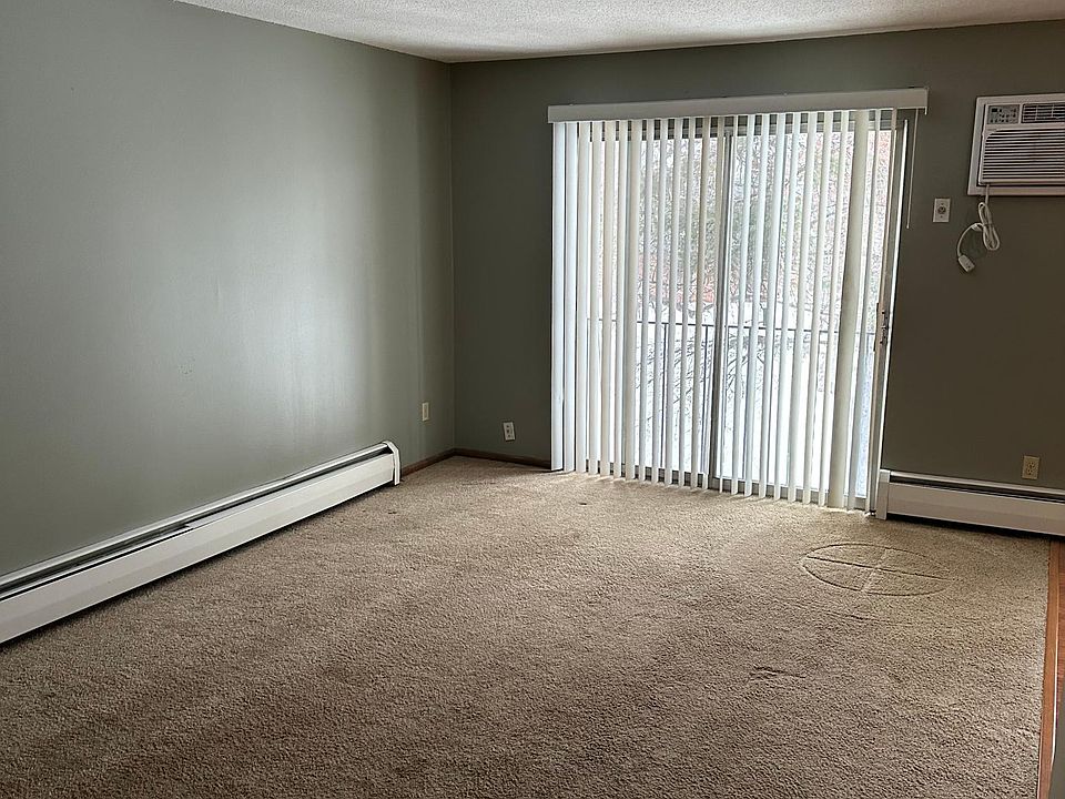 2nd image of 811 11th Ave S APT 7