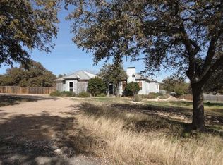 493 Stonegate Dr, Johnson City, TX 78636