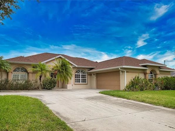 138 Broadmoor Ln, Rotonda West, FL 33947