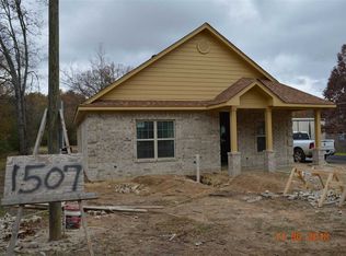 1017 San Antonio St, Longview, TX 75602