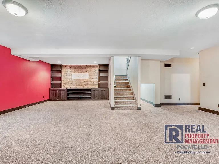 5215 Kymball Dr — Photo 28
