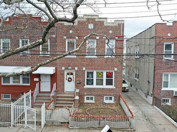 2nd image of 17749 106th Ave