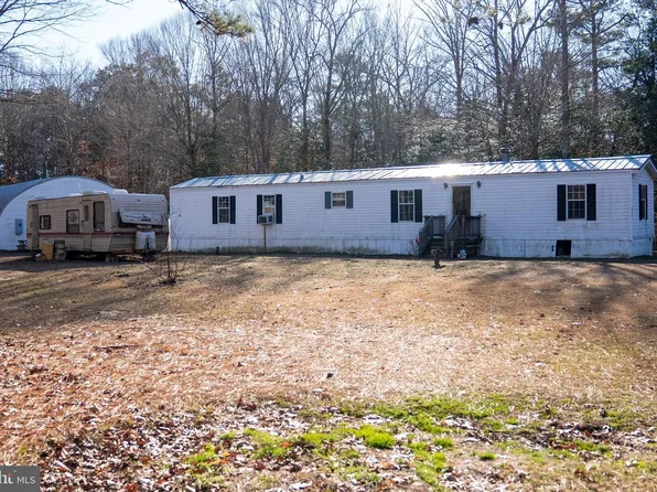 7811 Phils Dr, Gloucester, VA 23061