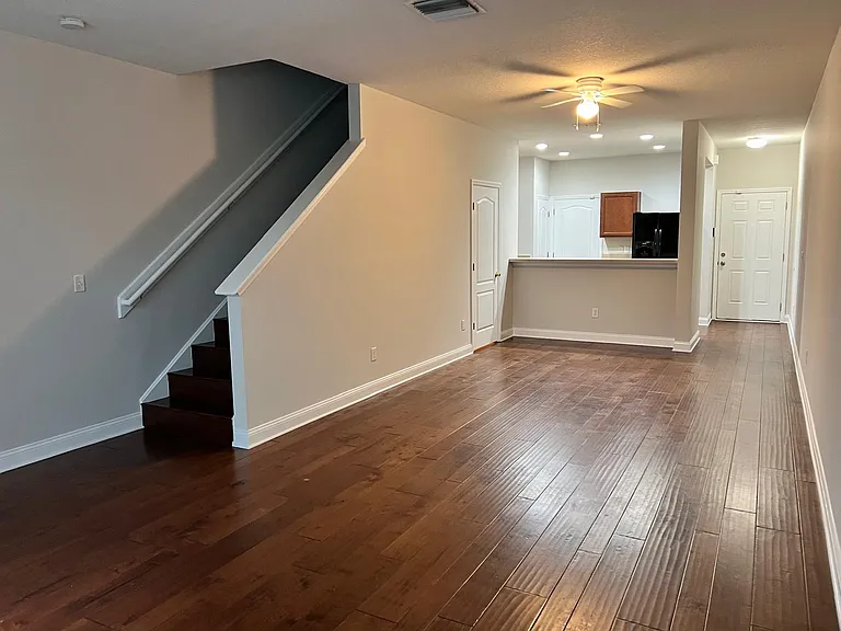 6016 Bartram Village Dr — Photo 6