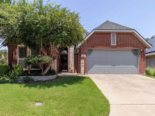 105 Arbor Park Dr, Euless, TX 76039