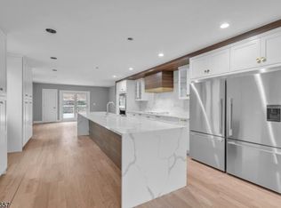 284 Mendham Rd, Morristown, NJ 07960