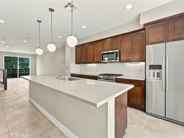 1682 Grandview, Costa Mesa, CA 92627