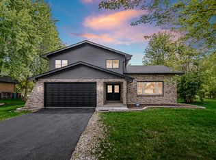 24655 S Mulberry Ln, Crete, IL 60417