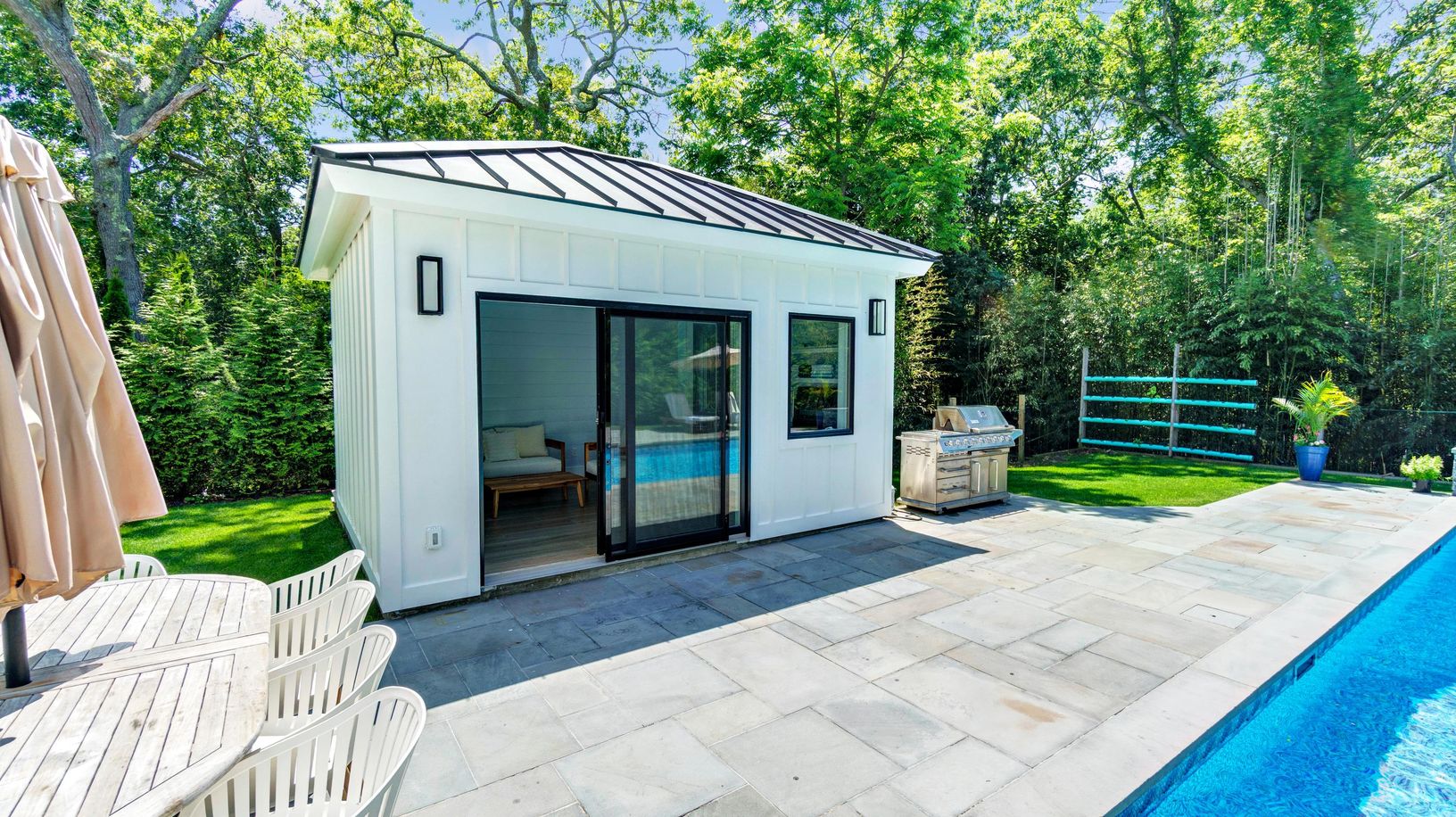  Pool House all Teak furniture 