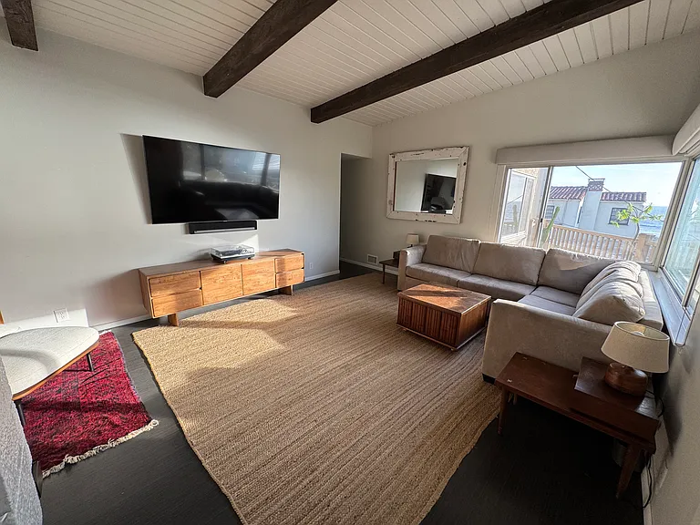 132 Waterview St — Photo 3