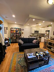 Rented by R New York