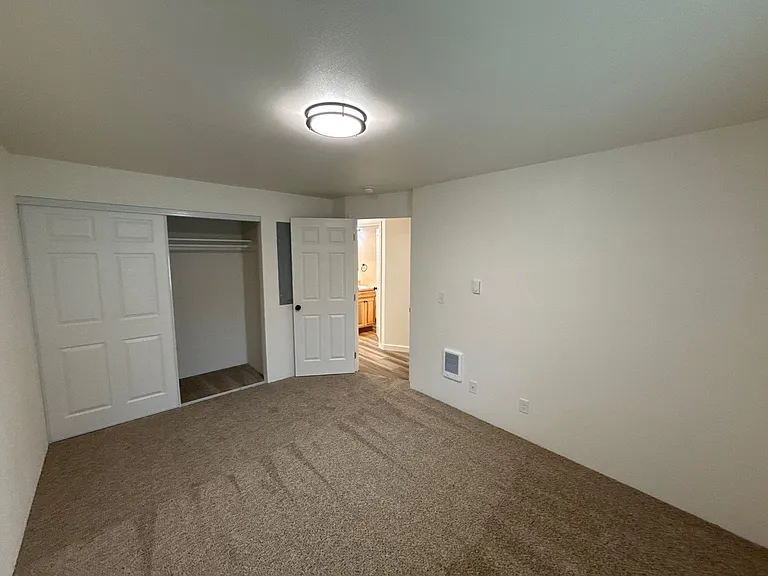 4435 Campbell Dr SE — Photo 15