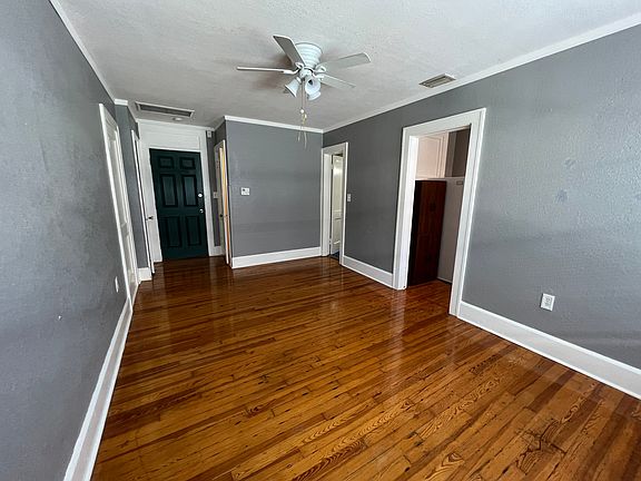 2nd image of 456 13th Ave NE #9
