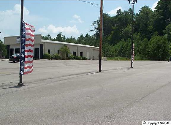 2nd image of 5524 Highway 431 S