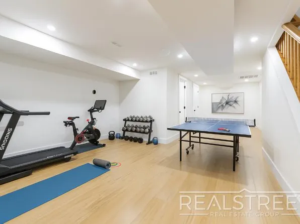 33 Pilling Street image 12 of 14