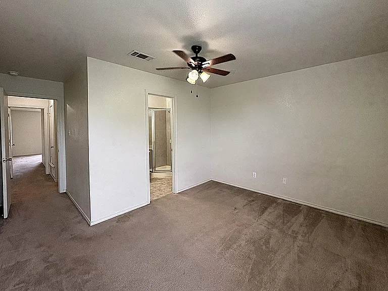 152 Ryan Cir #B — Photo 6