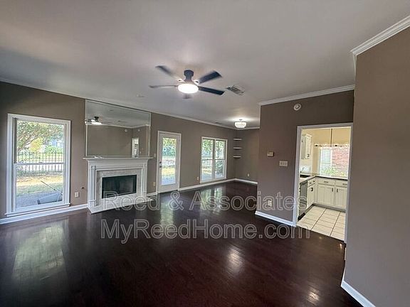 2nd image of 126 Riverwalk Pl