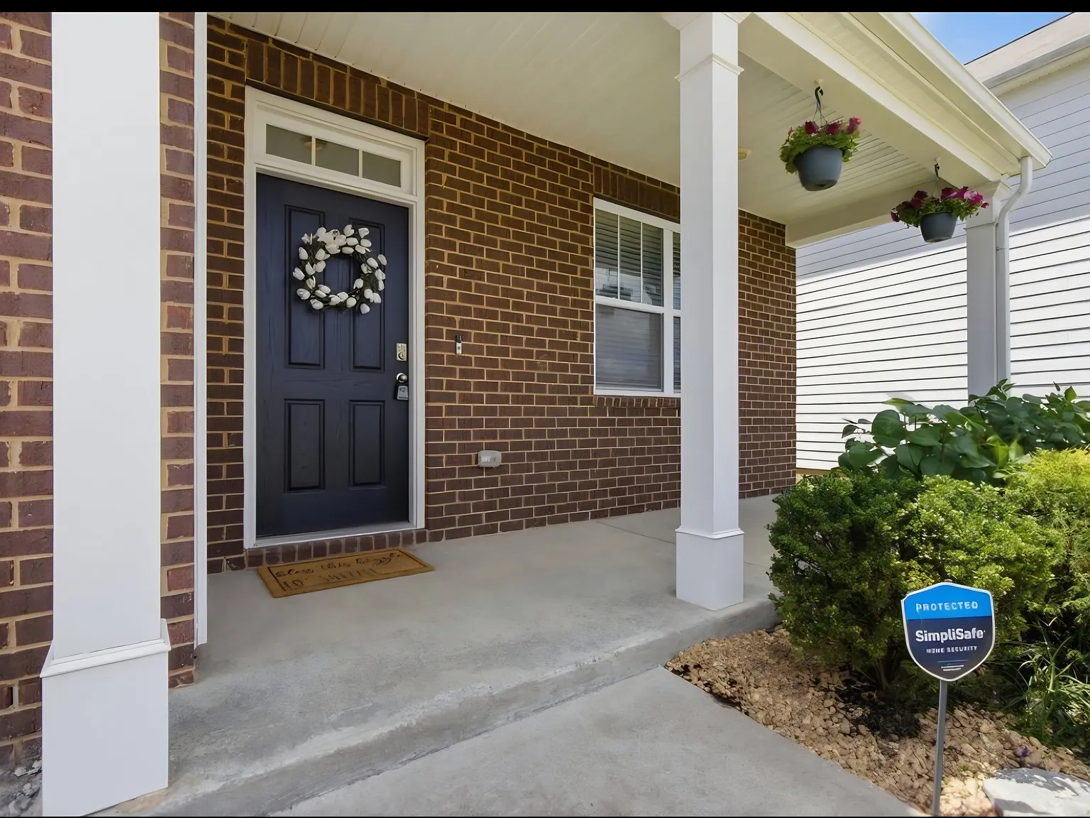 5 bed, 2535 sqft, $3,000 — Photo 2