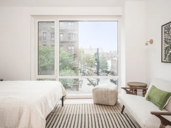 975 Nostrand Avenue image 4 of 16