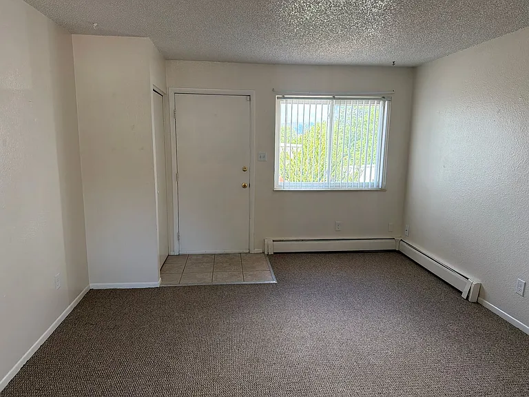1447 Nokomis Dr #3 — Photo 6