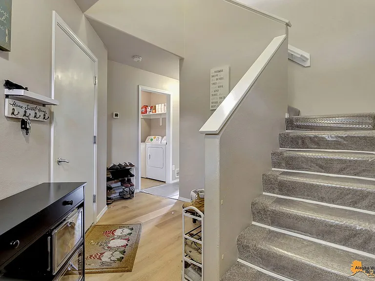 6524 Whispering Loop #B — Photo 5