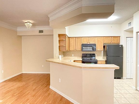 3rd image of 9849 Baywinds Dr APT 8106