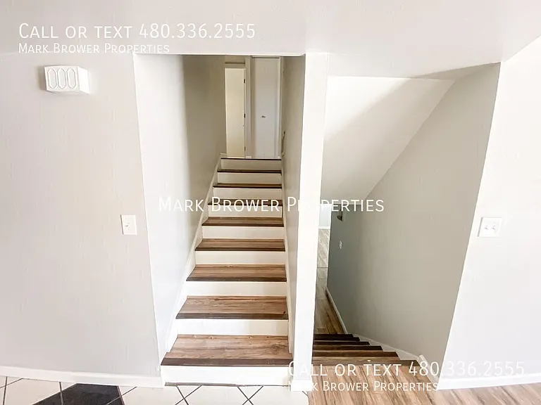 1519 E Laguna Dr — Photo 4