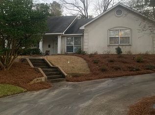 1627 Winchester St, Jackson, MS 39211