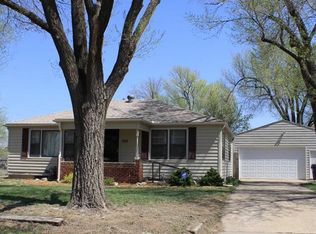 922 N Baehr St, Wichita, KS 67212