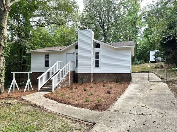 5997 Amber Hills Rd, Birmingham, AL 35210