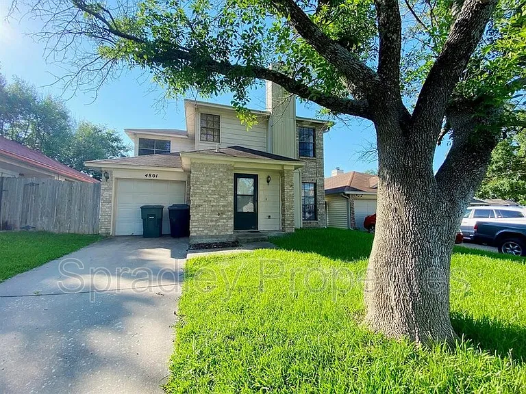 4801 Stone Ridge Dr — Photo 1