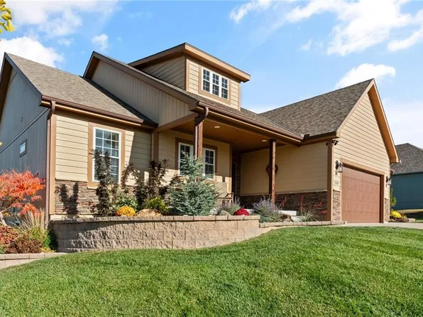 2210 Arbor Ln, Excelsior Springs, MO 64024