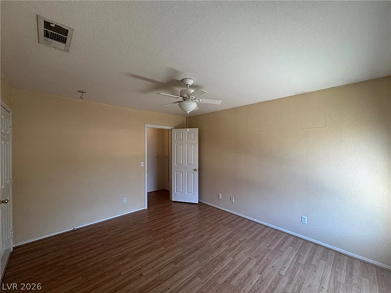 2604 Autumn Blaze Ave — Photo 16