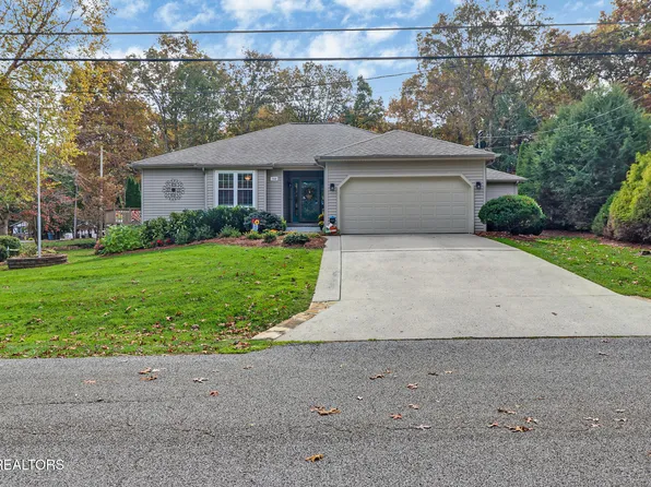 150 Dovenshire Dr, Crossville, TN 38558