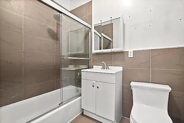 Rented by Friedman Mayer, LREB | media 15