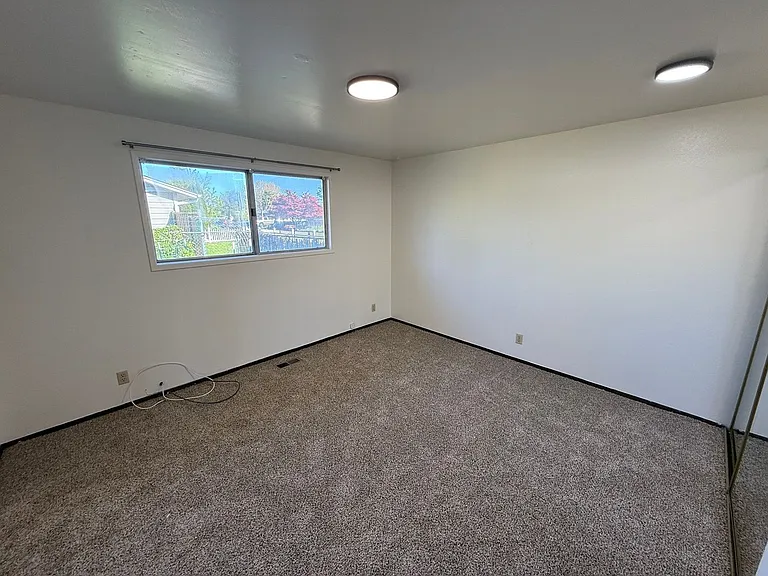 1488 Palace Dr NE — Photo 17